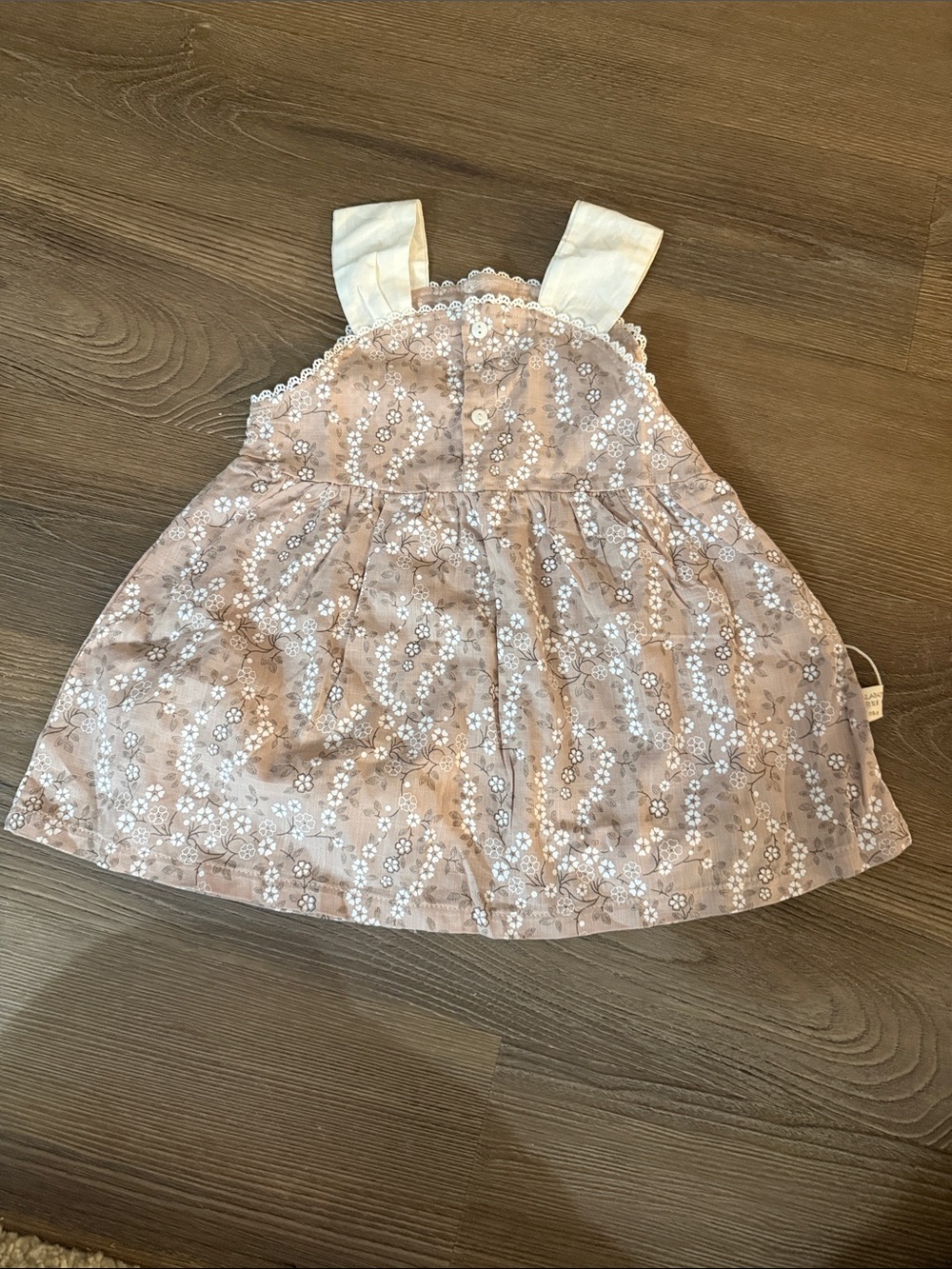 NWT Baby girl floral print eyelet trim dress - 18-24m